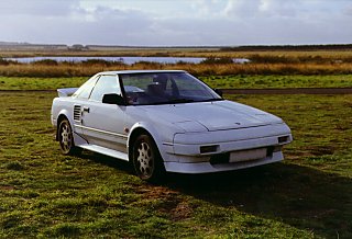 Toyota MR2