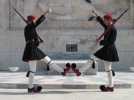 Evzónes (Guards)
