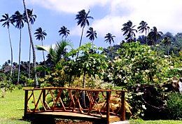 Maire Nui Gardens